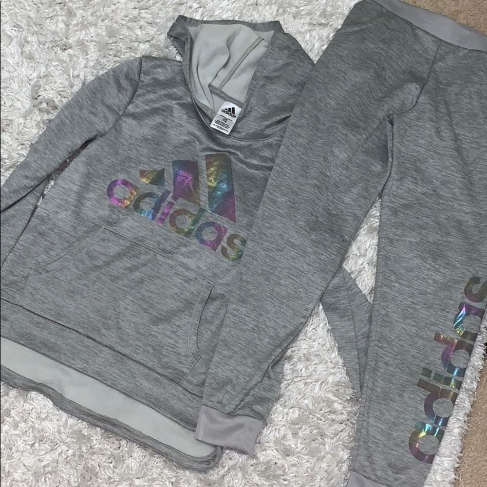 Teen L adidas tracksuit